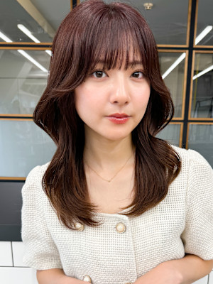 10代20代30代大人かわいい暗髪艶感ヨシンモリくびれミディ