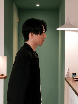 30代40代におすすめ！毛先に軽さを出したメンズカット