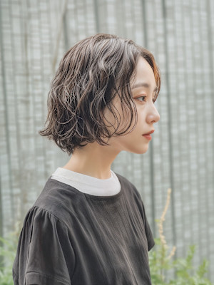 20代30代40代　ツヤ感こなれモードパーマ