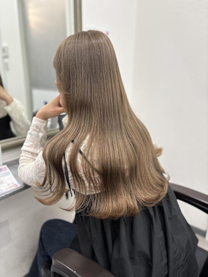 1ブリーチで染めれるミルクティーベージュ