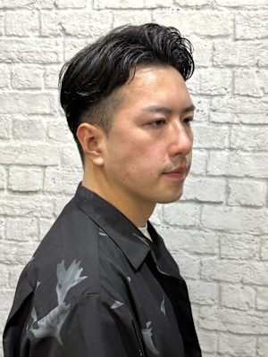 爽やかツーブロスタイル