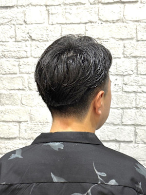 爽やかツーブロスタイル