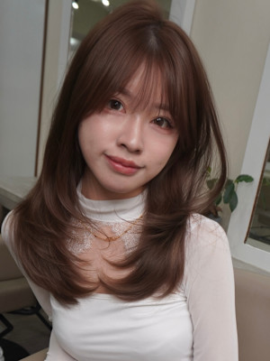 セミロング/ハッシュカット/レイヤースタイル