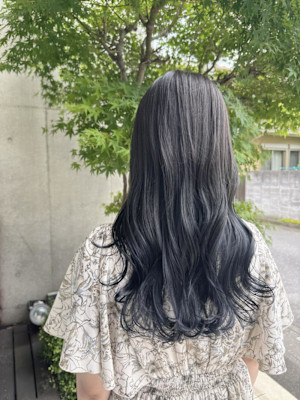 地毛風ネイビーブルーが旬！