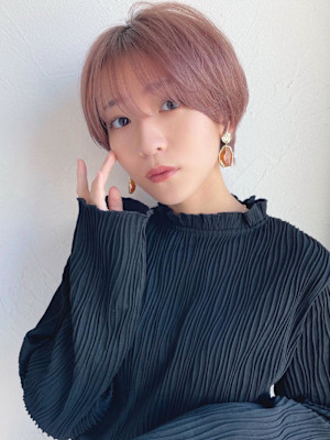 ショートボブ髪型30代40代50代前髪あり前髪無し面長丸顔