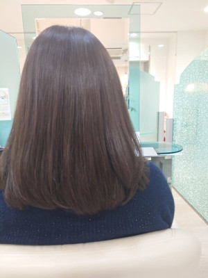 ミディアムナチュラルストレート