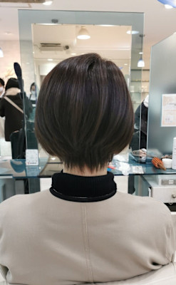 大人ショートボブ