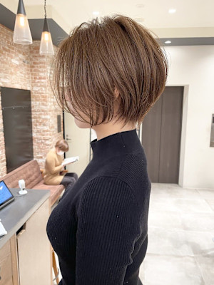 30代40代50代白髪ぼかし髪型白髪染め面長扱いやすい髪型