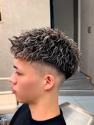 横浜メンズホワイトメッシュショート