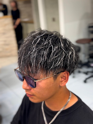 横浜メンズホワイトメッシュショート