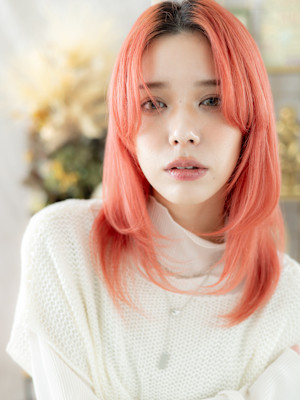 アプリコットオレンジ小顔姫カットレイヤーウルフ　韓国風巻き