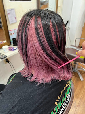 【ピンクカラー×ボブ】