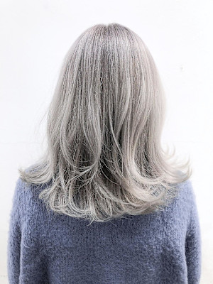 小顔似合わせカットホワイトグレージュミニウルフ丸型卵型四角