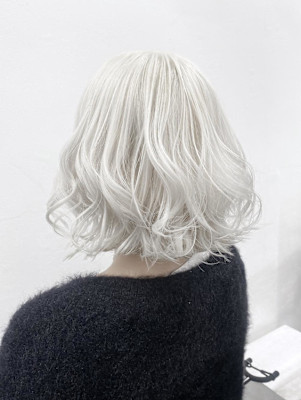 小顔似合わせカットホワイトグレージュミニウルフ丸型卵型四角