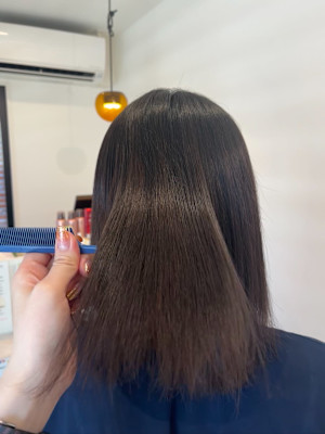 梅雨必見！サラサラ縮毛矯正！