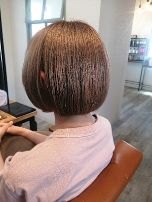 ハイトーンベージュ