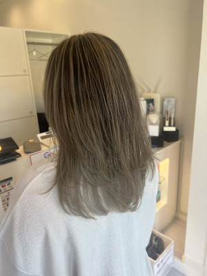 バレイヤージュ×グレージュ