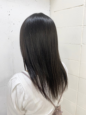 縮毛矯正でさらさらストレートに