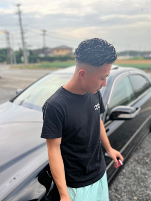 ツイスパスキンフェード