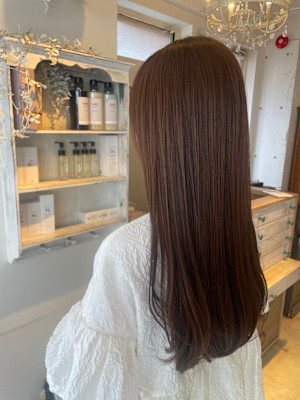 LOREN＊うねりに悩んでいる方にオススメのストレートヘア 