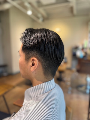 サイドパートフェードスタイル