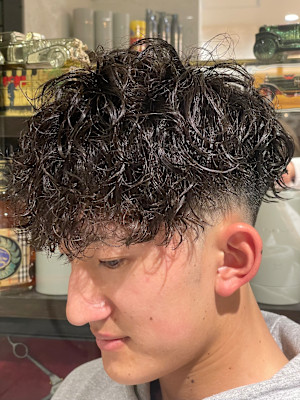 スペインカール×フェードスタイル