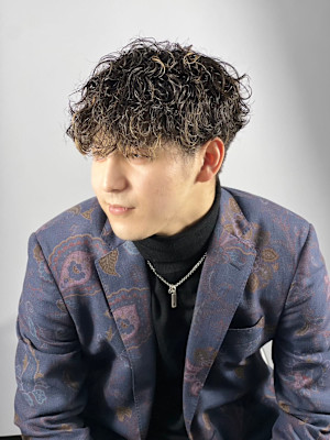 ツイストスパイラルパーマ×カラー