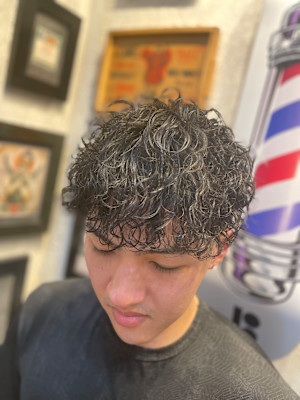 スペインカール×フェードスタイル