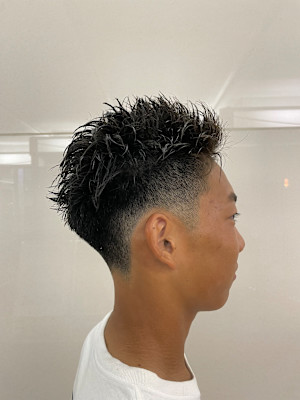 スパイキーショート×フェードカット