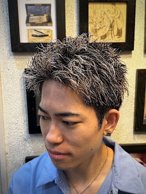 スパイキーショート