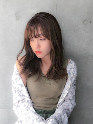 大人可愛い/顔周りレイヤー/ぱっつん前髪/韓国風/小顔見え◎