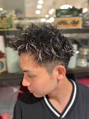 ツイストパーマ×ホワイトメッシュ