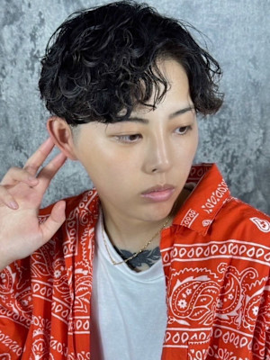 2024年夏最新！スキンフェード×パーマ