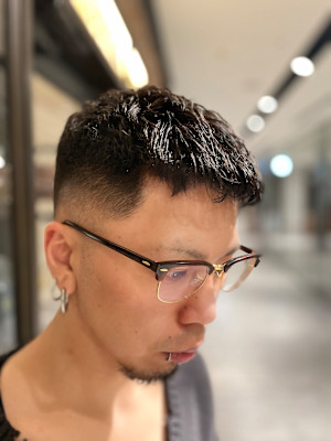 スキンフェード×アイロンパーマ