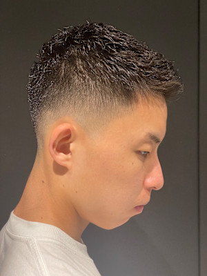 爽やかフェードスタイル×ナチュラルパーマ