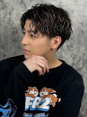 ソフトツイストパーマスタイル