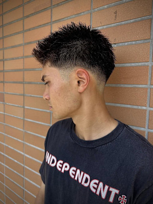 【大村指名】メンズカットローフェードショート