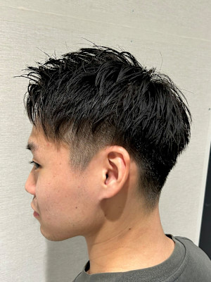 ツーブロックアップバング