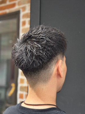 スパイキーショート