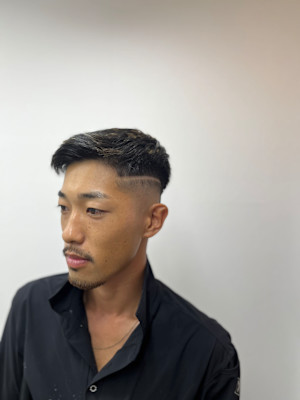 スキンフェード×ラインアート