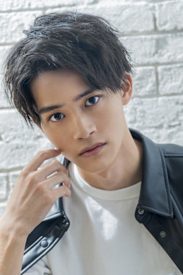 メンズショートアップバンググレーアッシュ