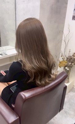 【'BEBE(ベベ)／札幌市・大通・狸小路】カラー