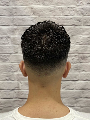 アイロンパーマ×フェードショート