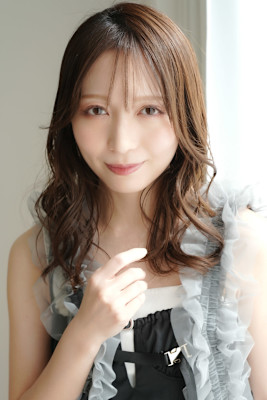 柔らかセミロング×マロンベージュ