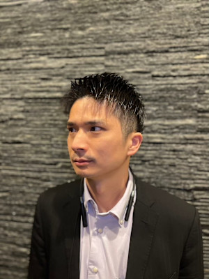 ビジネスショートヘア