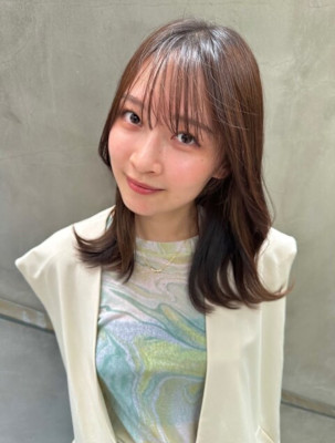 シースルーバング/ナチュラルレイヤーカット