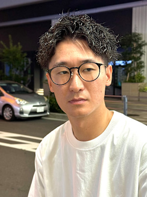 スパイキーショート×梅田×ツイストパーマ