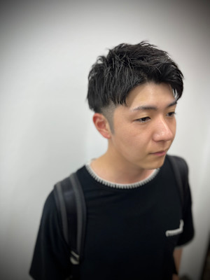 ツーブロックアップバング