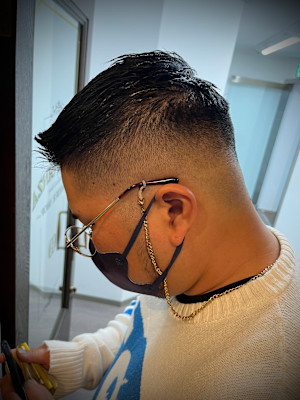 アップスタイルスキンフェード