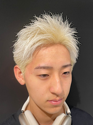 ホワイトスパイキーショート